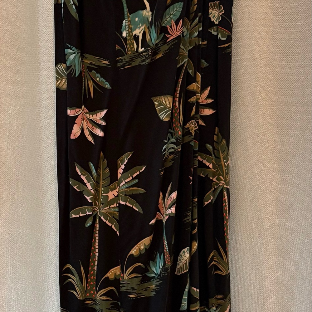 Old Navy Black Tropical Print Maxi dress - Picture 2 of 3
